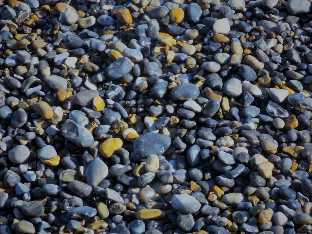 beach stones sheringham